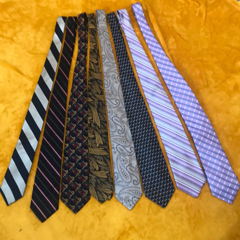 Bundle of ties